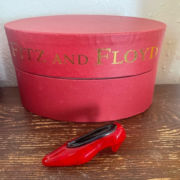 FITZ AND FLOYD glass Menagerie Sedona Red Shoe With Box - Picture 1 of 4